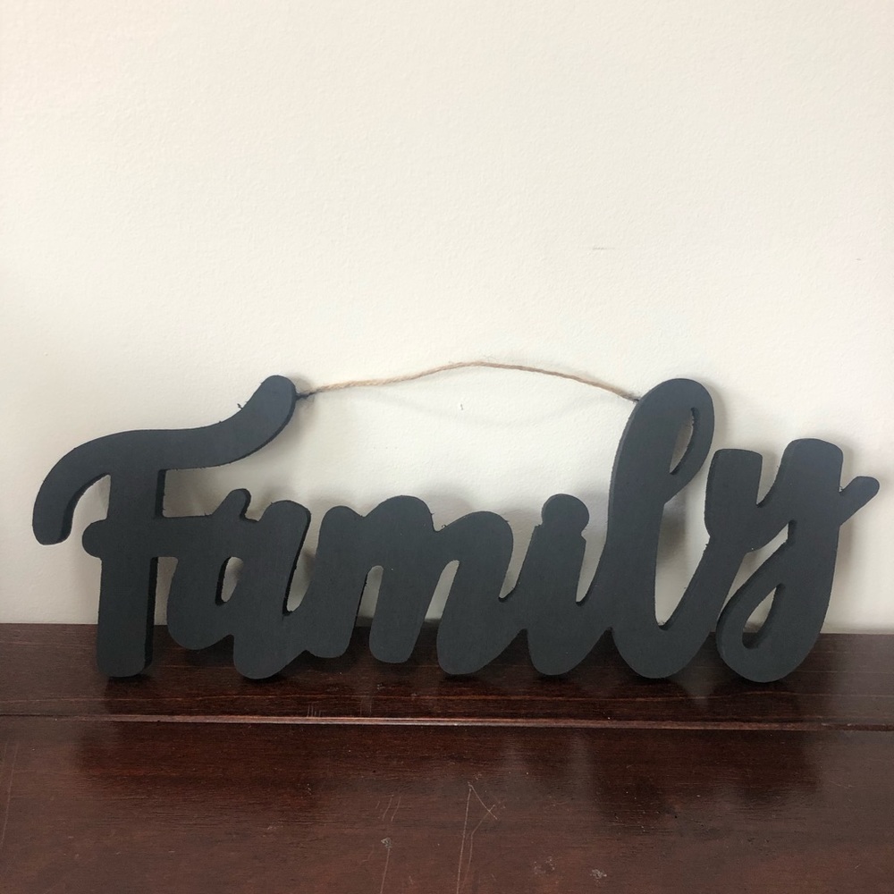 Family Sign - Picture 3 of 3